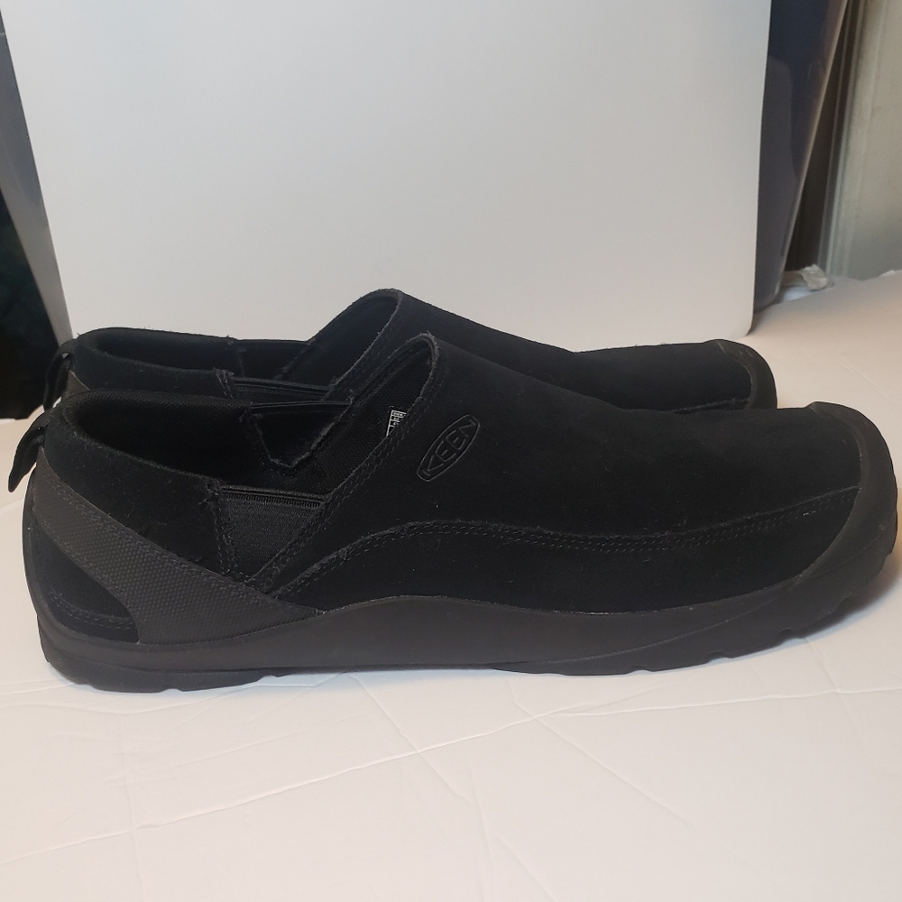 Keen Men's Black Slip-On Loafers